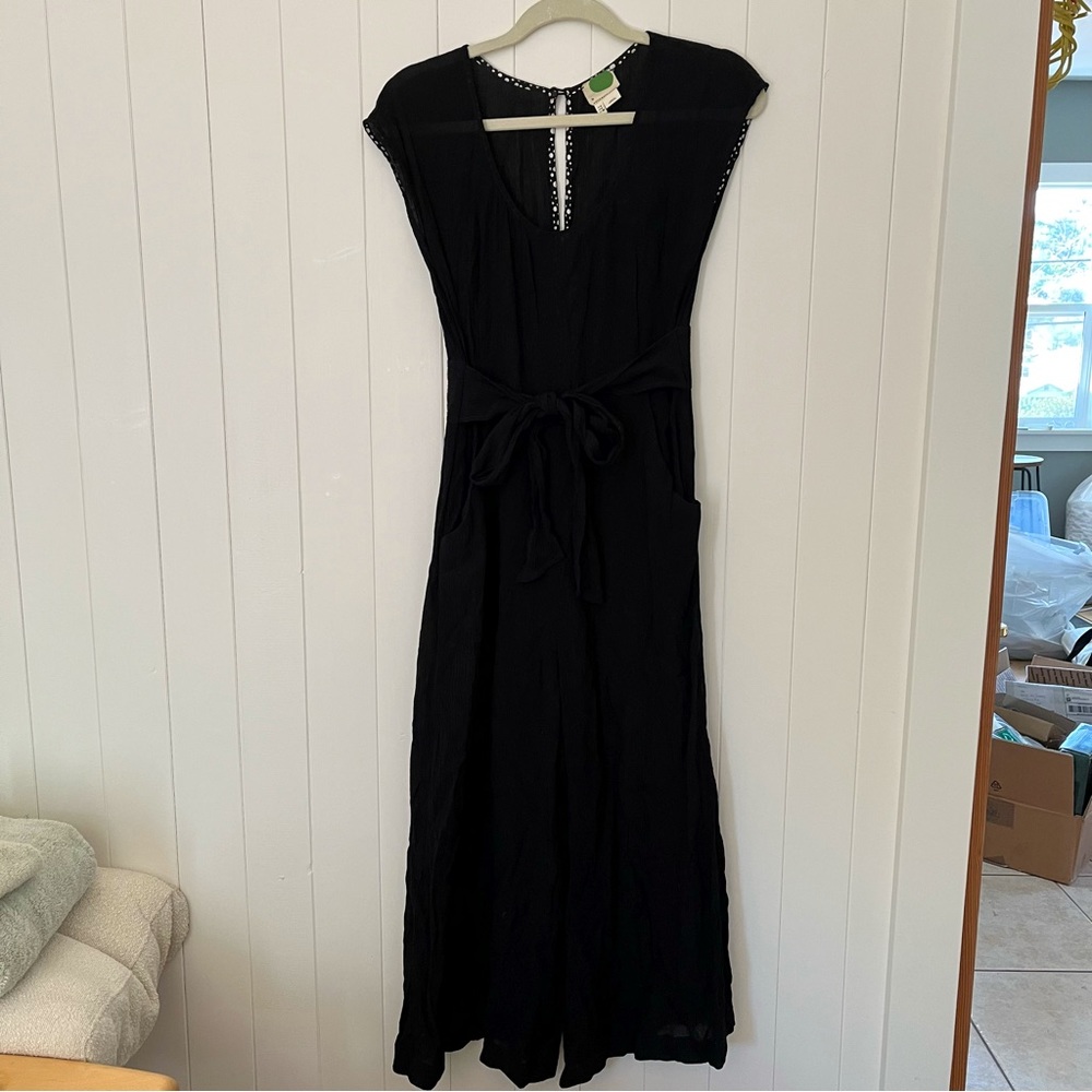Size 4 Anthropologie Jumpsuit in Black